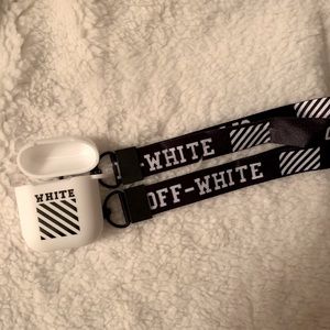 Nike OFF-WHITE Airpod case Air Jordan keychain BW
